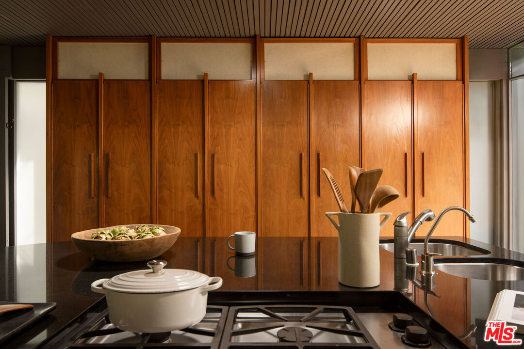 MLS #25542165 image #9