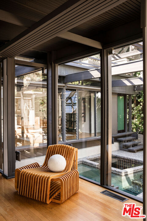 MLS #25542165 image #16