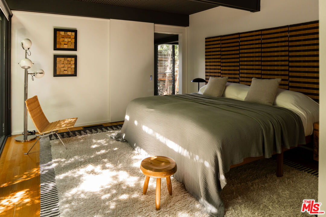 MLS #25542165 image #20