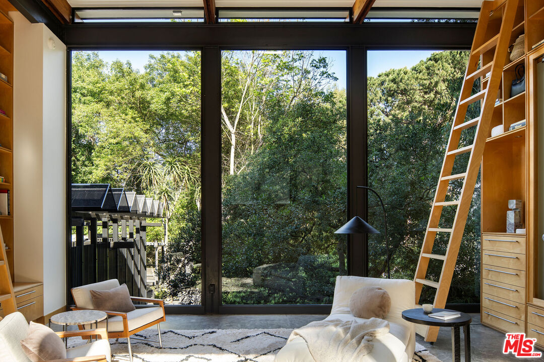 MLS #25542165 image #26