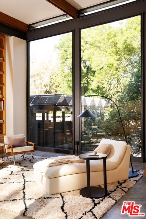 MLS #25542165 image #29