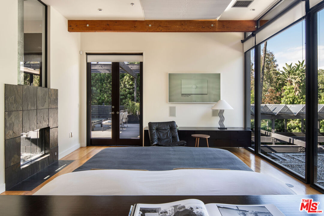 MLS #25542165 image #33