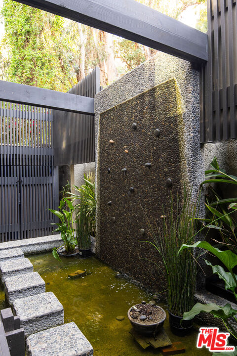 MLS #25542165 image #45