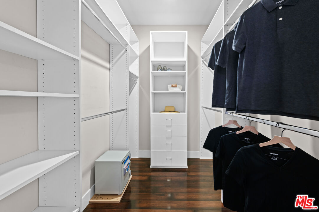 MLS #25542641 image #23