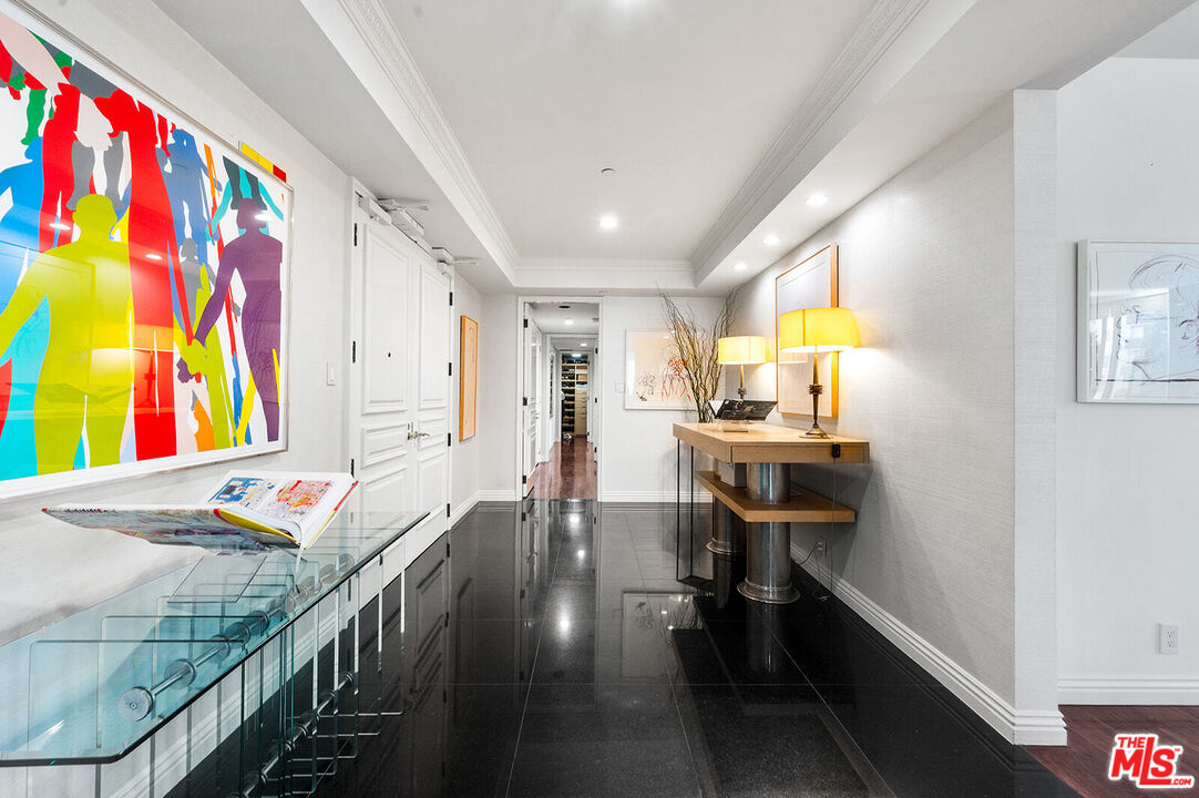 MLS #25542793 image #13