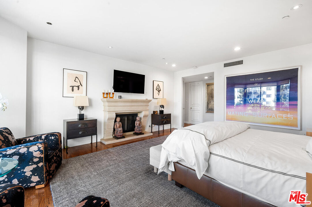 MLS #25542793 image #17