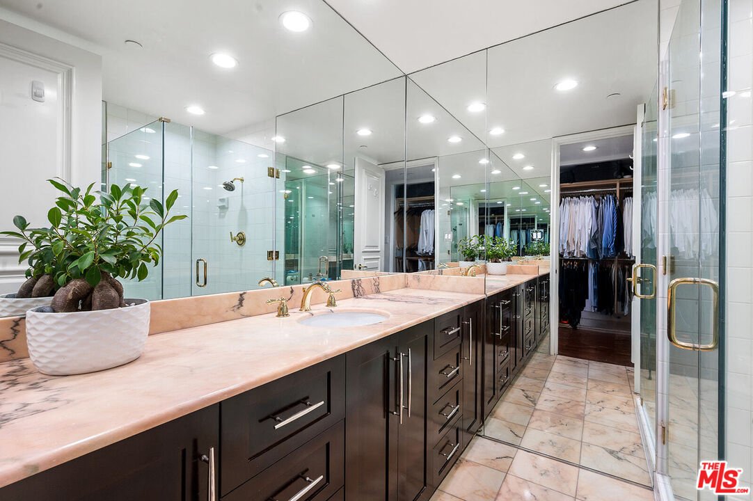 MLS #25542793 image #24