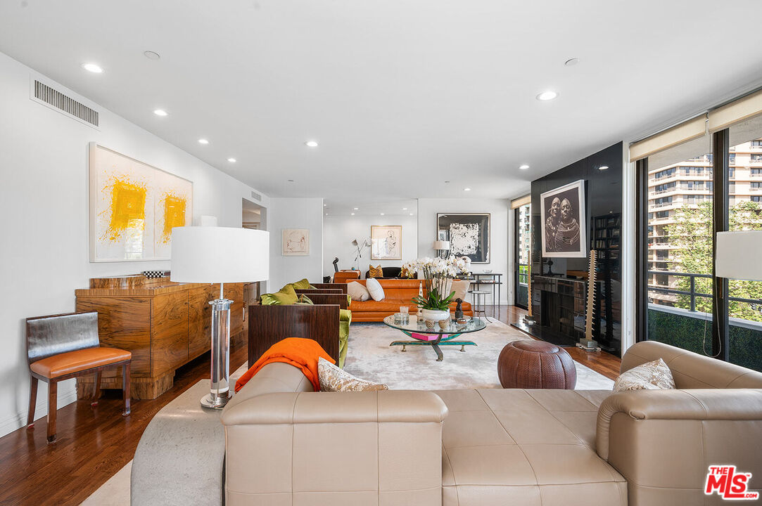 MLS #25542793 image #5