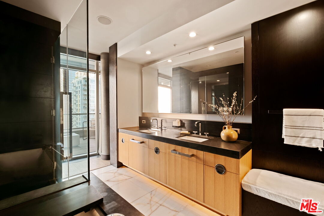 MLS #25542801 image #25