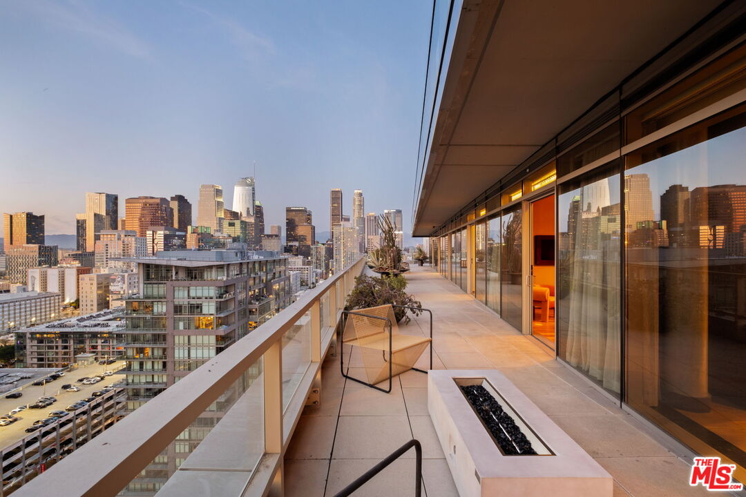 MLS #25542801 image #48