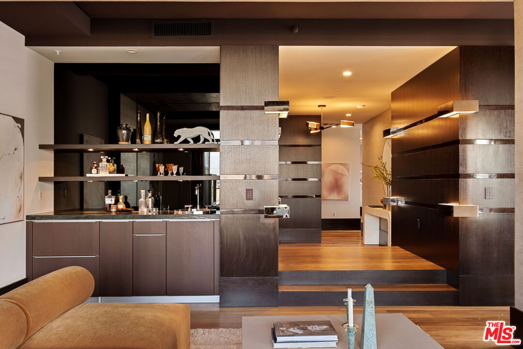 MLS #25542801 image #8