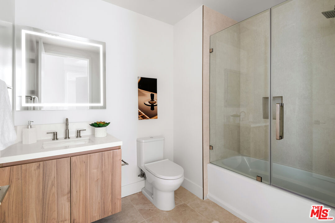 MLS #25543393 image #15