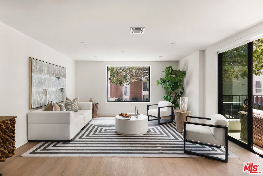 MLS #25543393 image #2