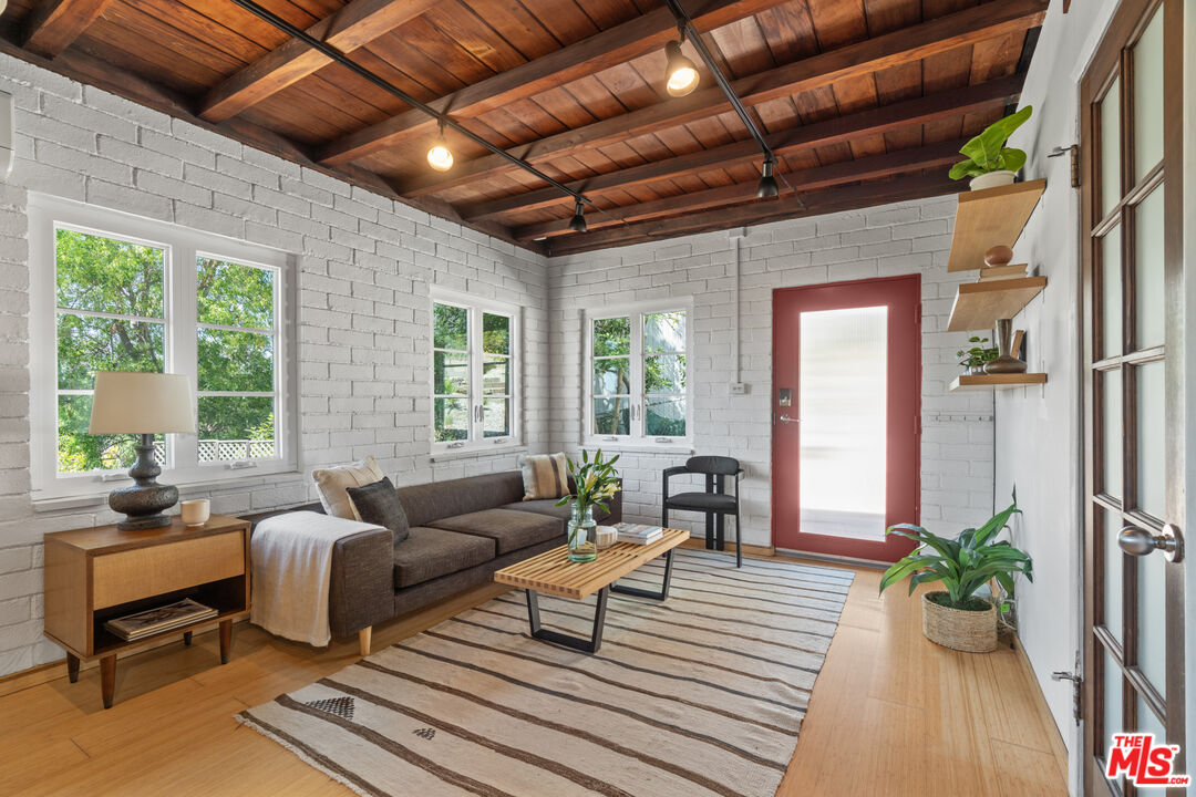 MLS #25543679 image #4