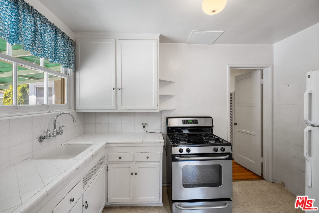 MLS #25543857 image #11