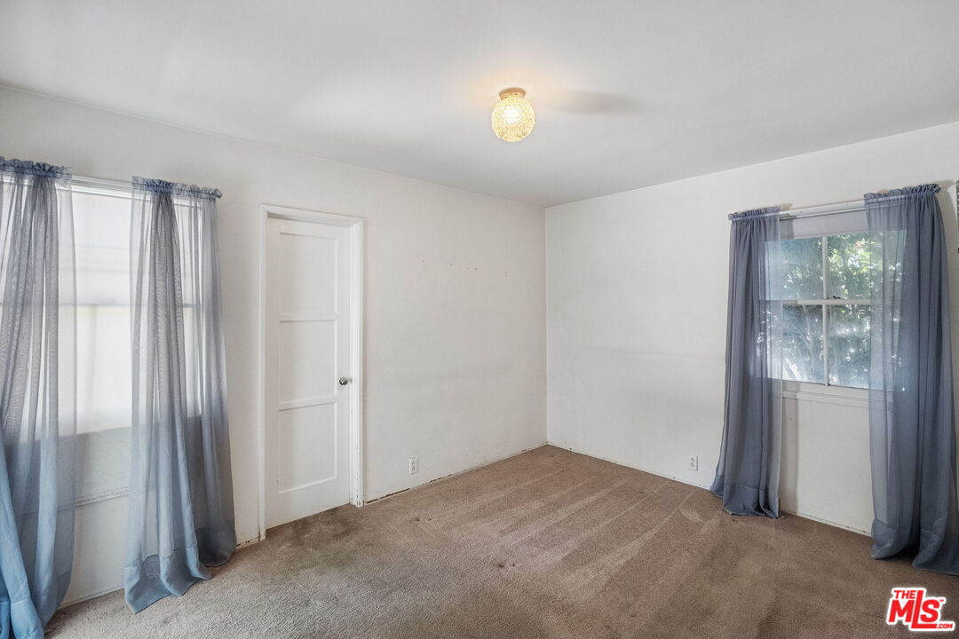 MLS #25543857 image #15