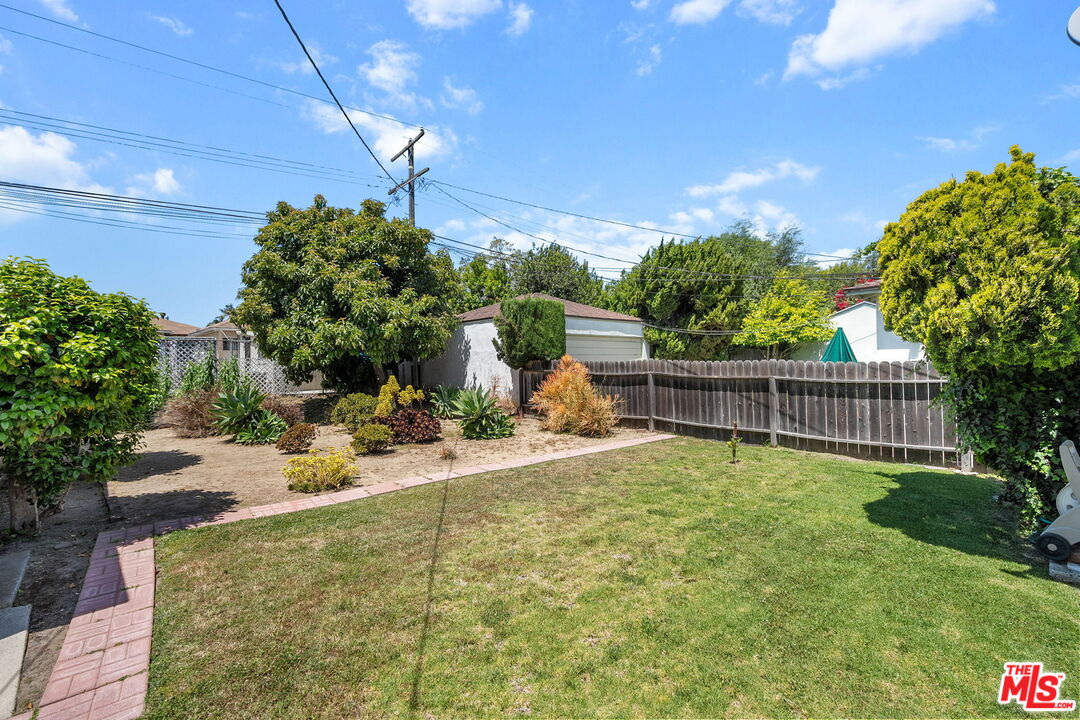 MLS #25543857 image #22