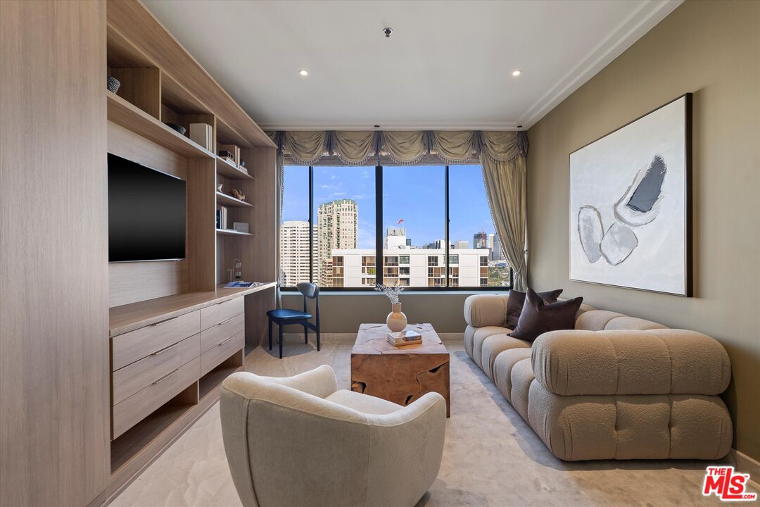 MLS #25543871 image #21