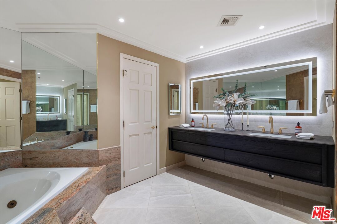 MLS #25543871 image #30