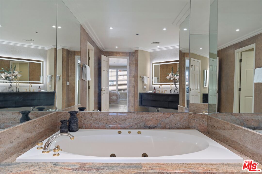 MLS #25543871 image #31