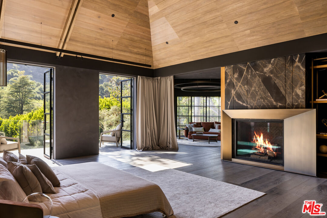 MLS #25543987 image #19