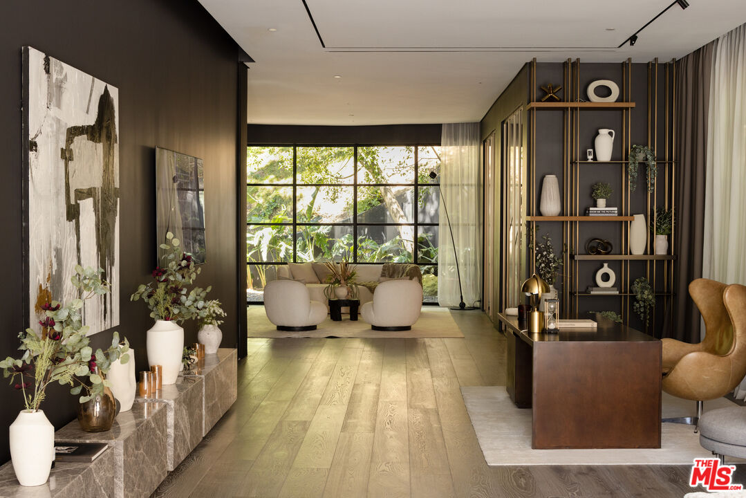 MLS #25543987 image #23