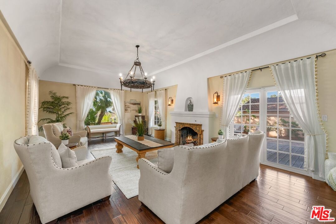 MLS #25544275 image #14