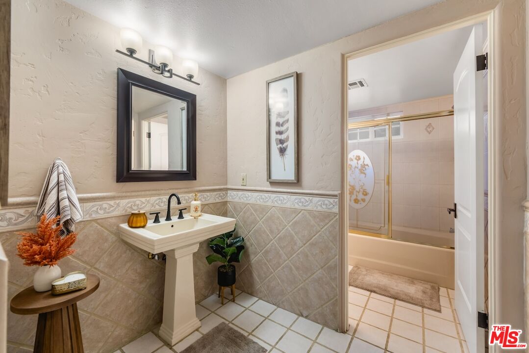 MLS #25544275 image #23