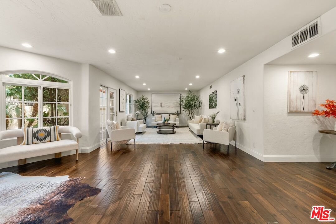 MLS #25544275 image #30