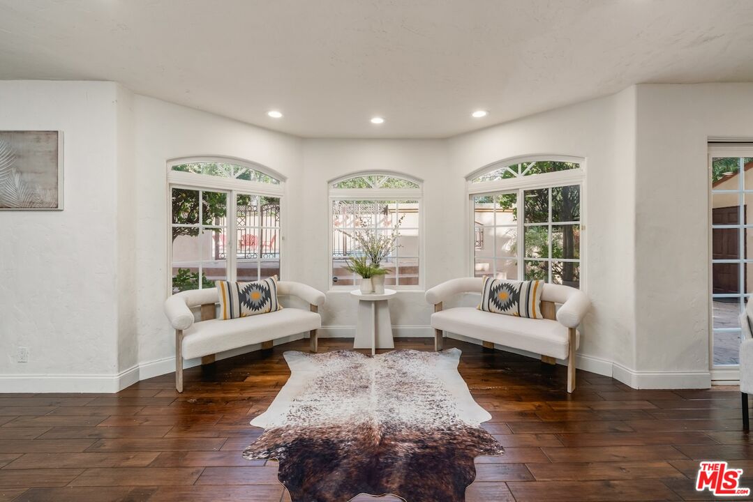 MLS #25544275 image #32