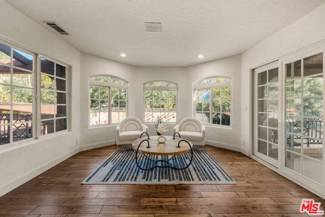 MLS #25544275 image #54