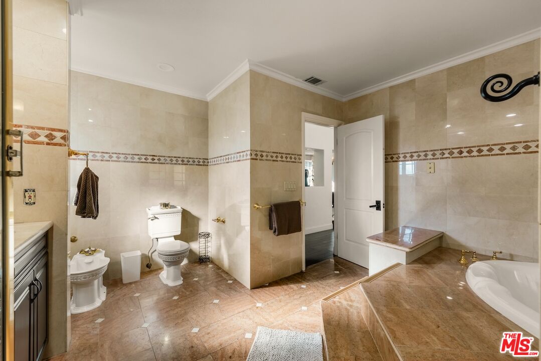 MLS #25544275 image #61