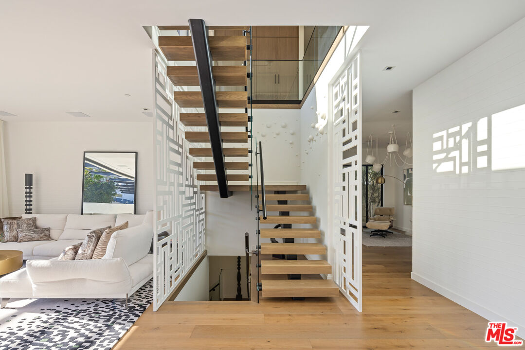 MLS #25544437 image #9