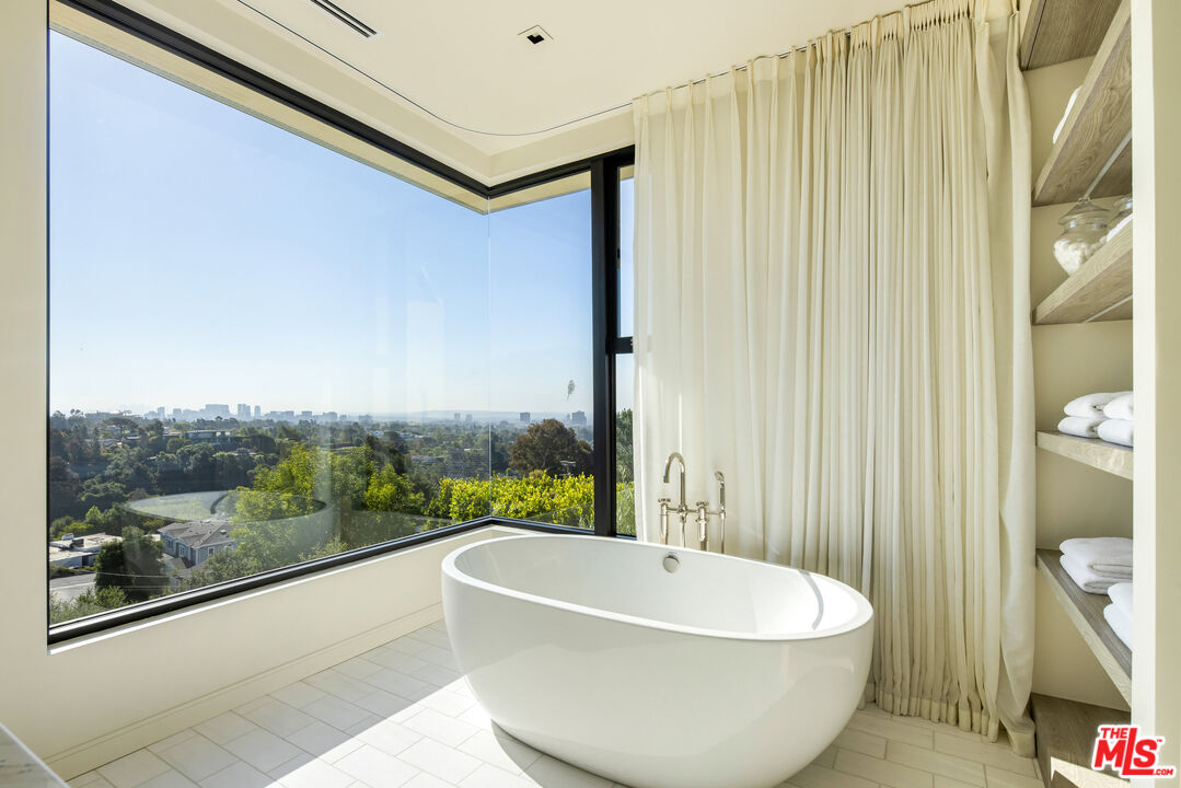 MLS #25544437 image #14