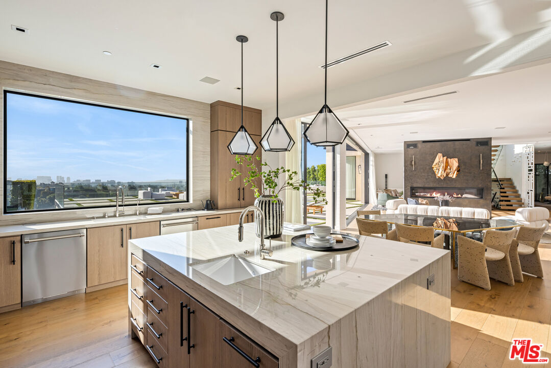 MLS #25544437 image #5