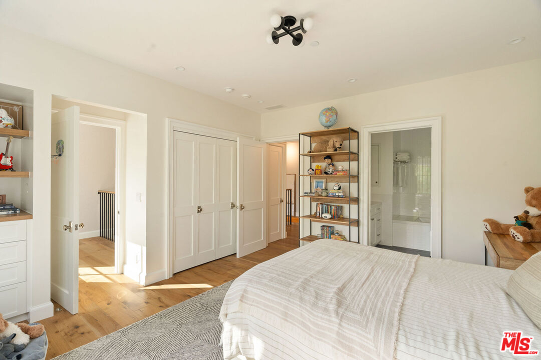 MLS #25544439 image #26