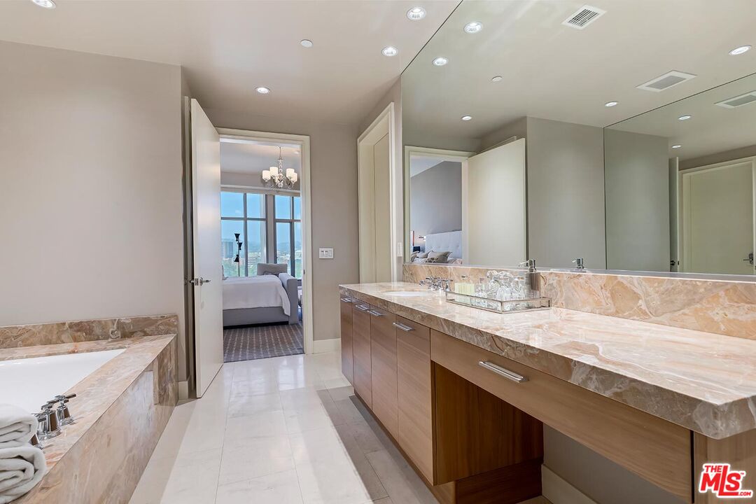 MLS #25544461 image #14