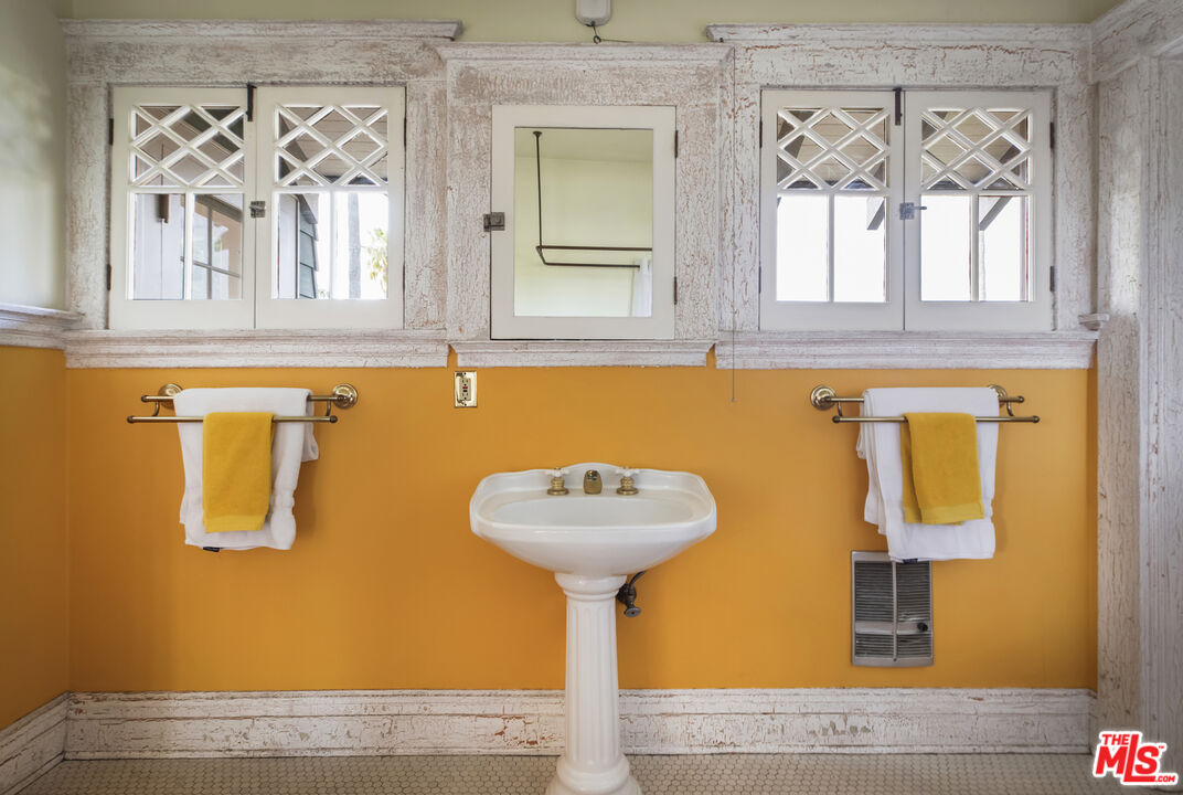 MLS #25544563 image #49