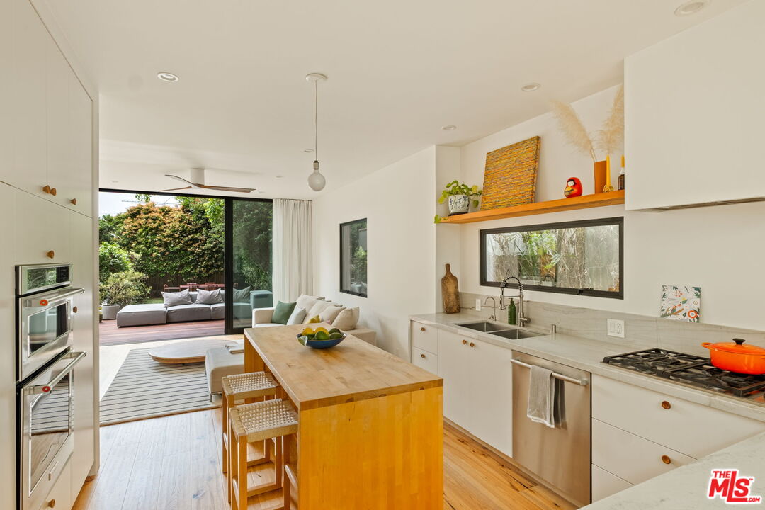 MLS #25544767 image #14