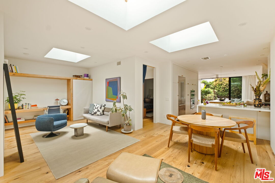 MLS #25544767 image #18