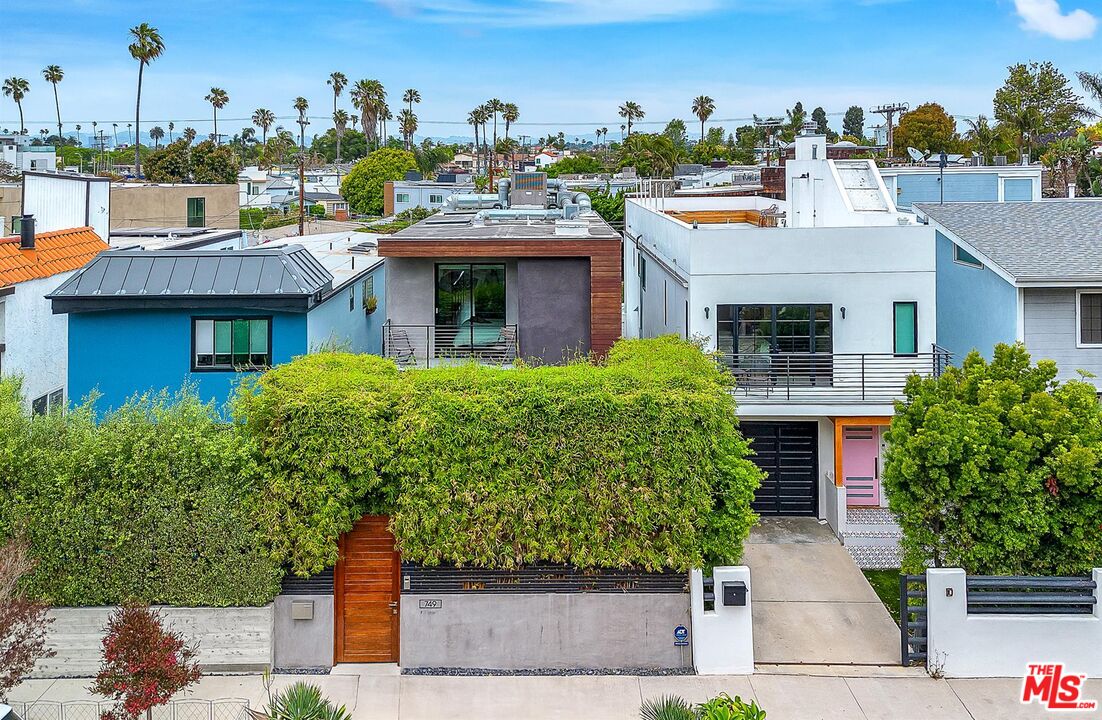 MLS #25544925 image #0