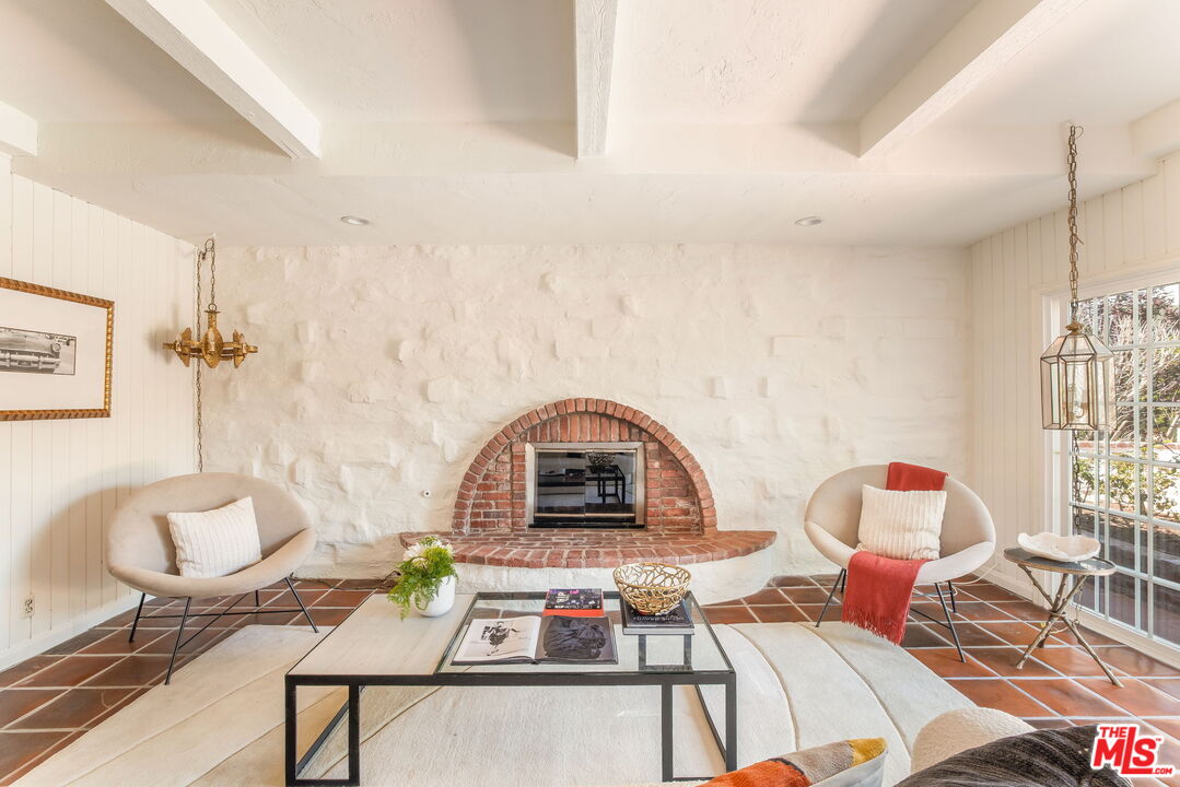 MLS #25545063 image #20