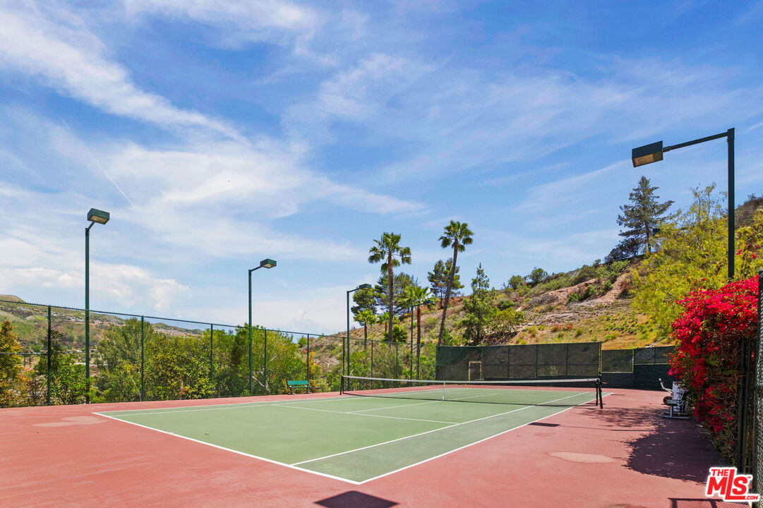 MLS #25545063 image #28