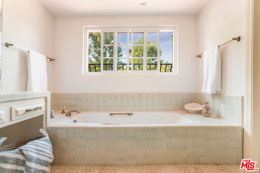 MLS #25545063 image #50