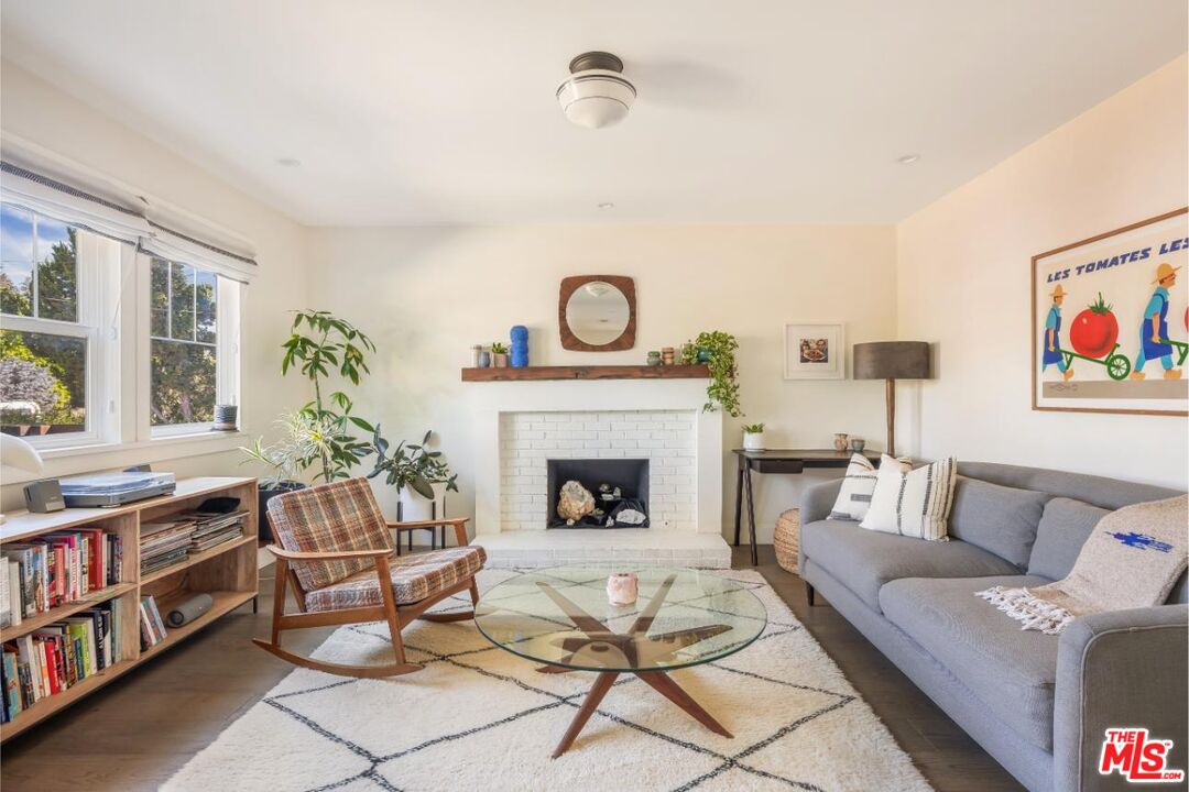 MLS #25545069 image #2