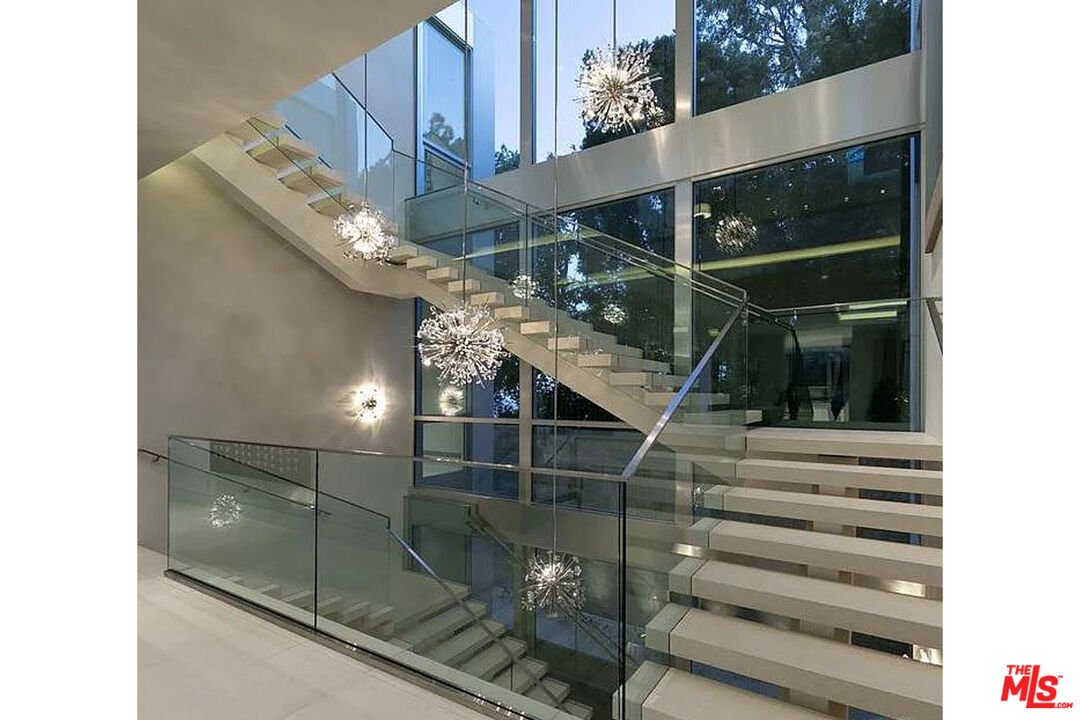 MLS #25545227 image #15