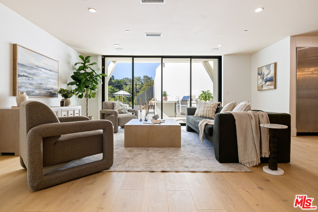 MLS #25545275 image #2