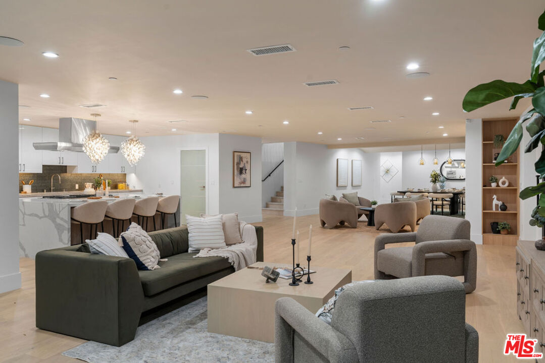 MLS #25545275 image #3