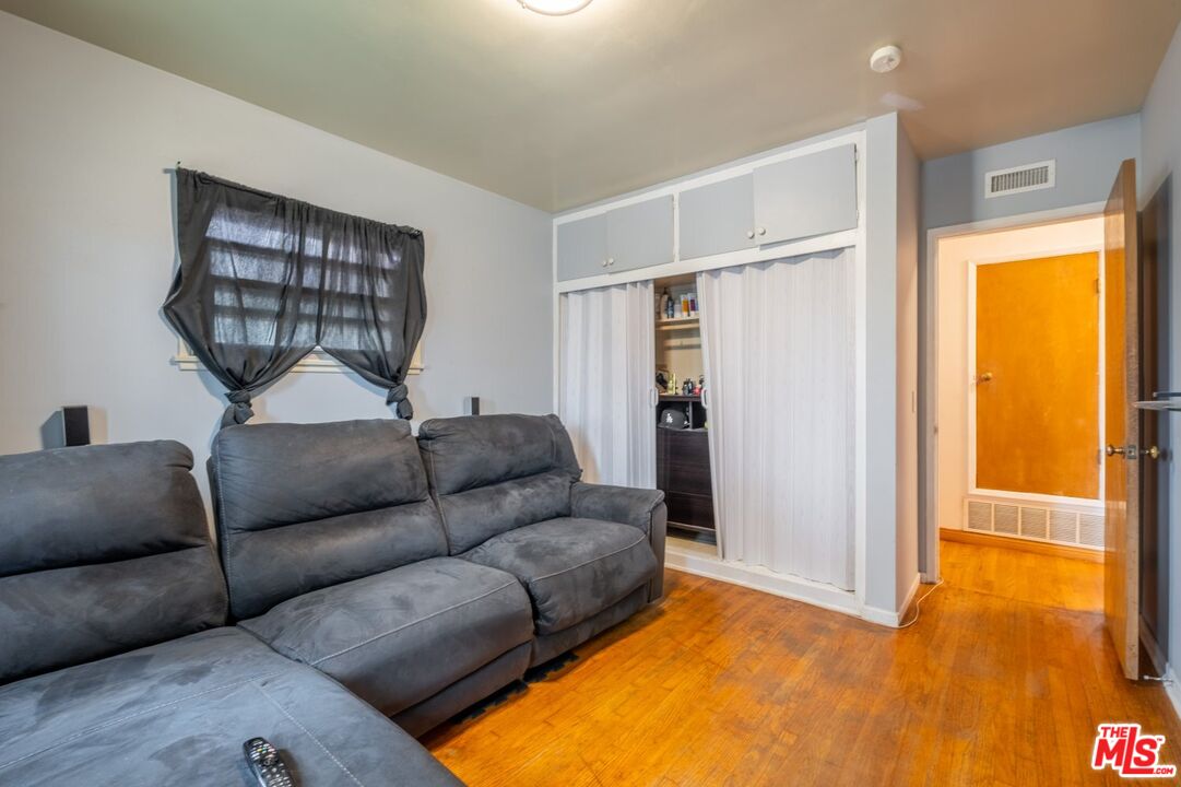 MLS #25545799 image #13