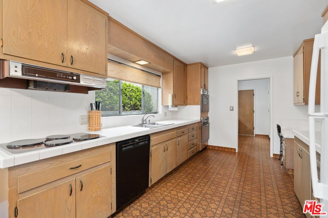 MLS #25546151 image #12